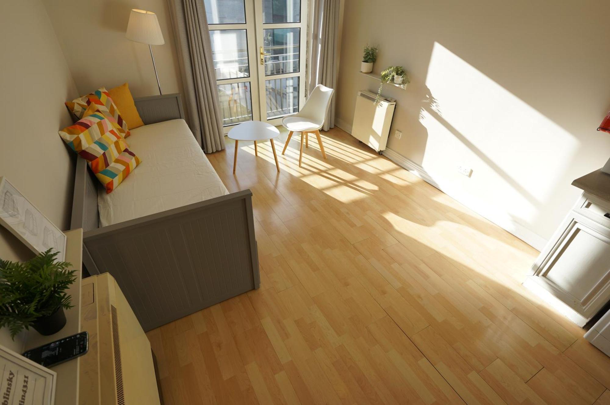 Appartement City Center Apt Free Parking